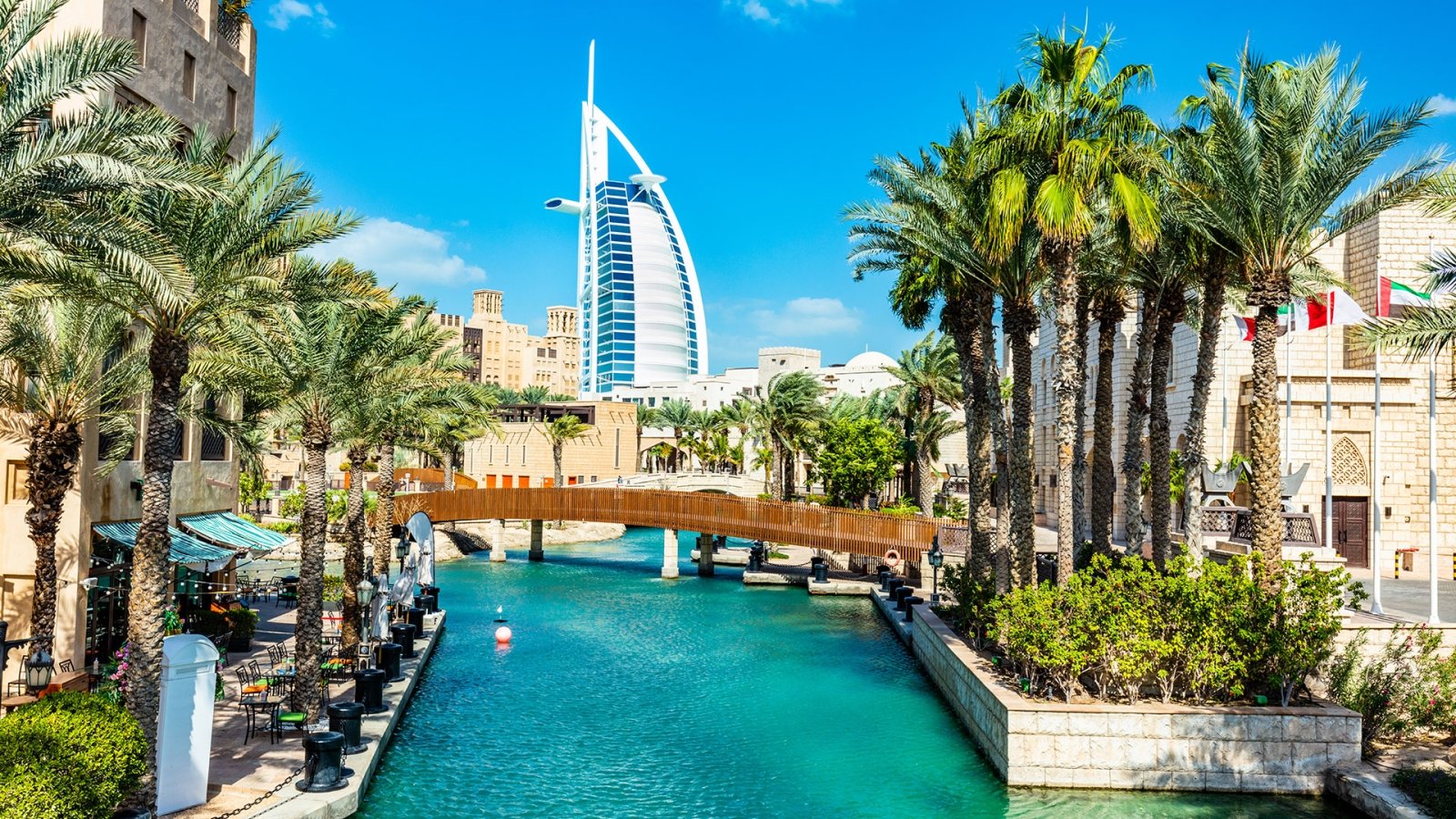 burj-al-arab-seen-from-madinat-jumeirah-in-dubai-u-2023-11-27-05-30-26-utc